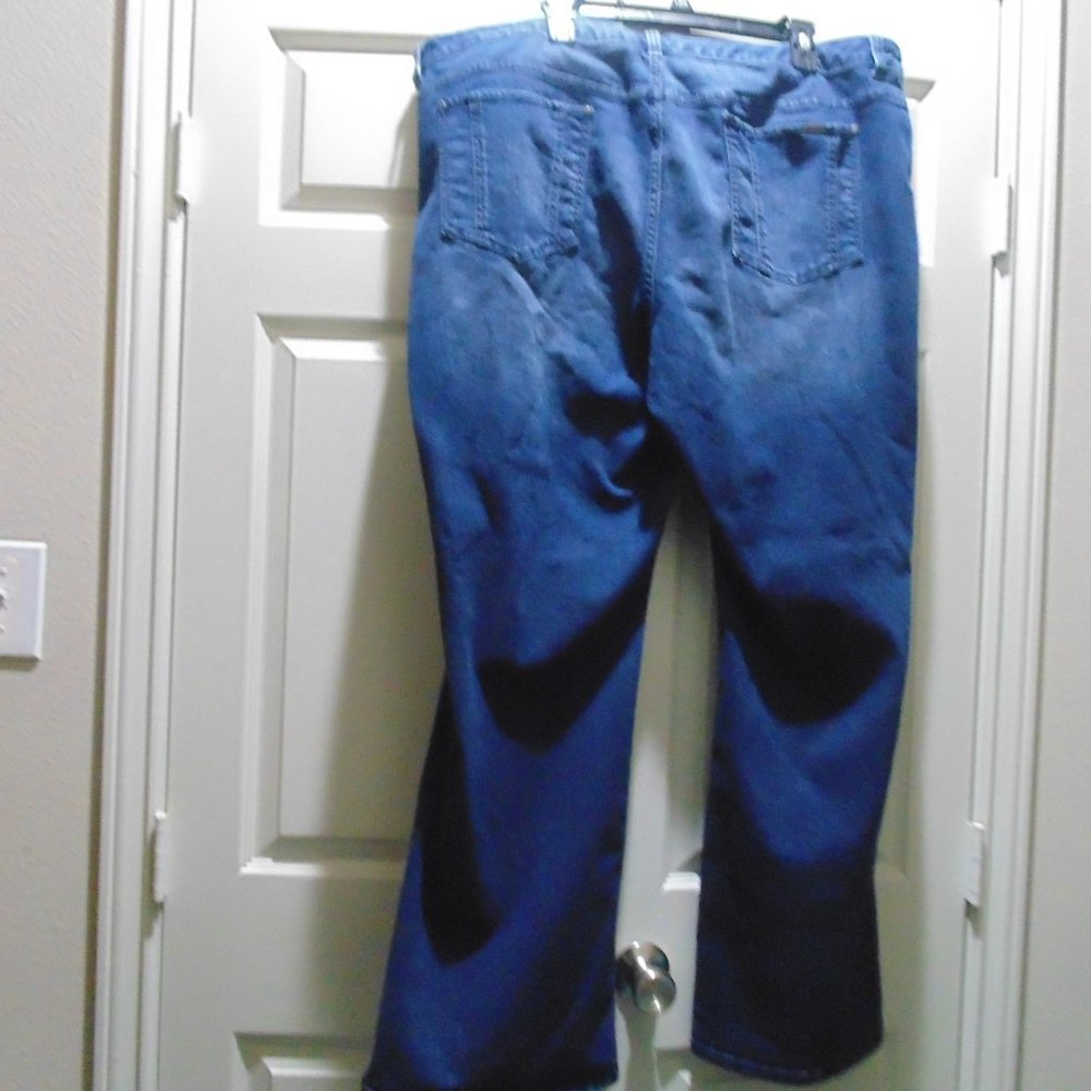 24w Jlo denim jeans - Picture 3 of 4